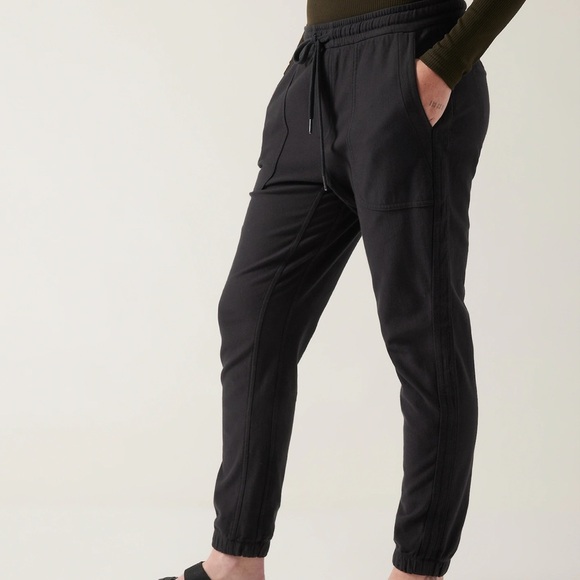 Athleta Pants - Athleta Farallon Jogger Black Pull On Comfy Loungewear Pant Size 6